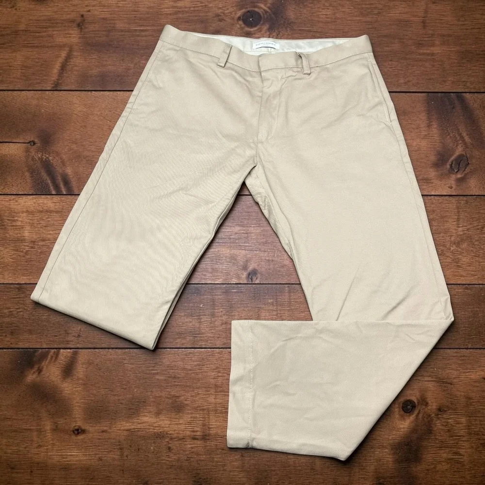Banana Republic Mens 35x30 Straight ITALY FABRIC Khaki Chinos Tan Stretch Pants